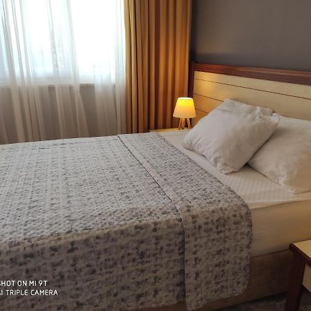 Nostalgia World Otel Kızılot Exteriér fotografie