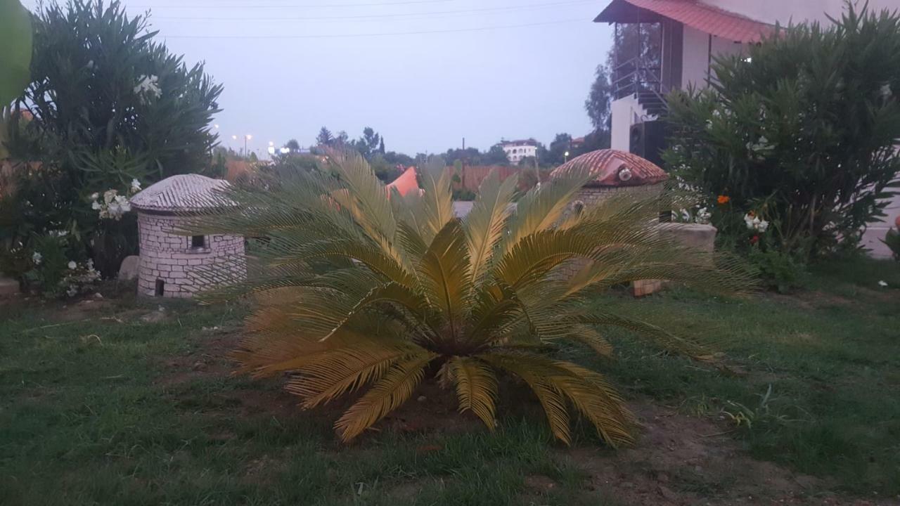 Nostalgia World Otel Kızılot Exteriér fotografie